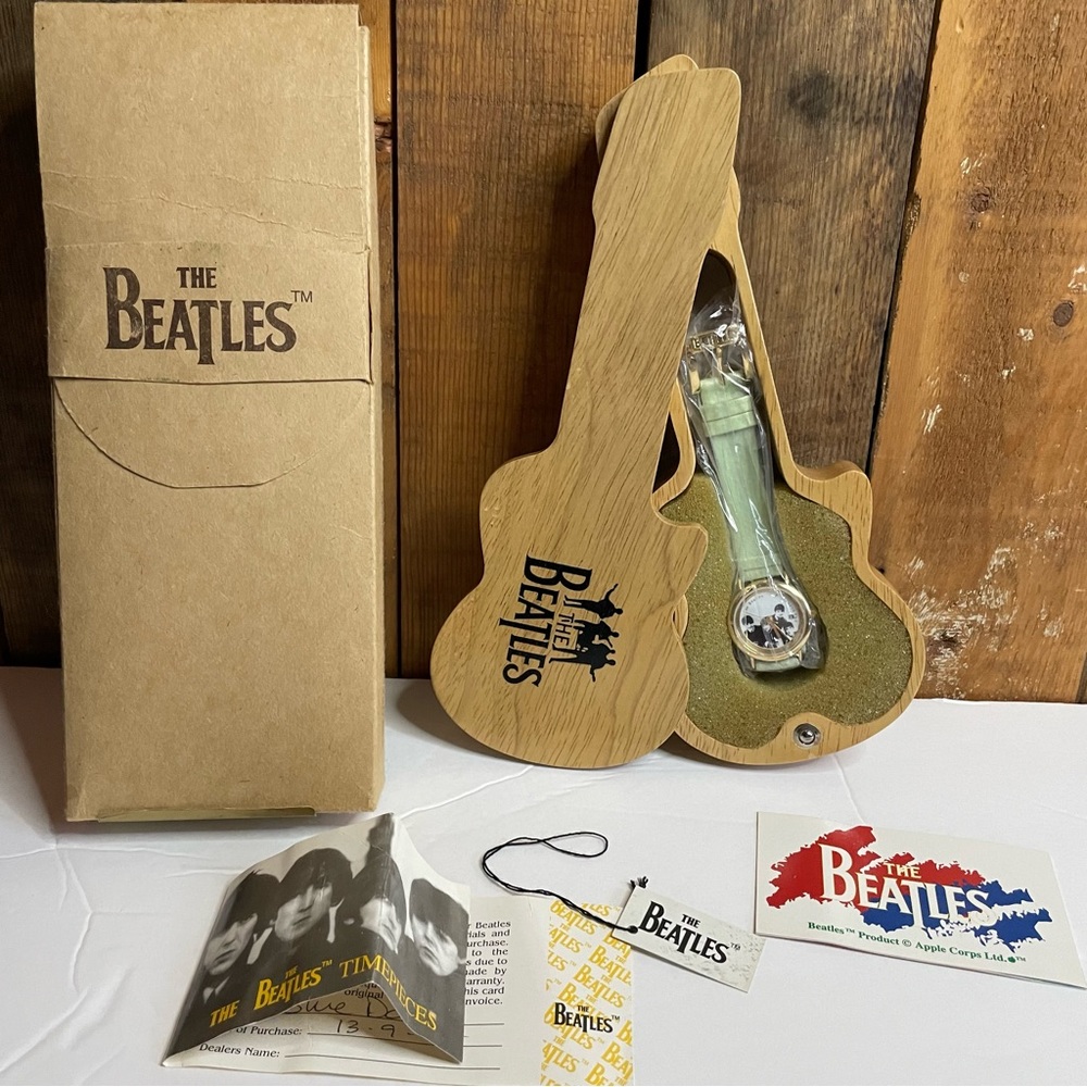 Beatles Watch Guitar Case - Picture 9 of 14